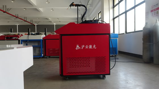 دستگاه جوش لیزری فیبر دستی 1000W 1500W 2000W 3000W برای فروشگاه های مواد غذایی و نوشیدنی