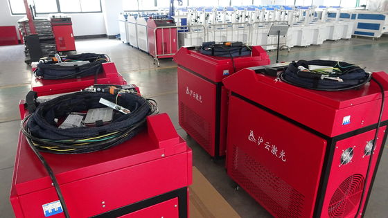 1000W 1500W 2000W 3000W ماشین جوش لیزری فیبر دستی قابل حمل برای صنعتی