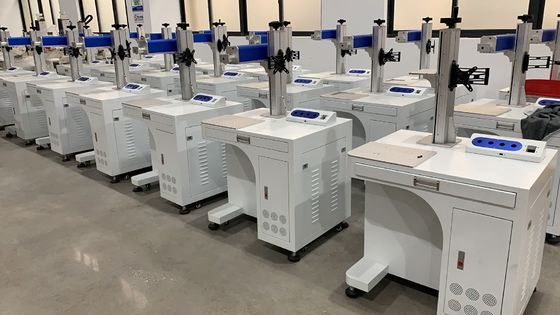 ماشین حکاکی لیزر کابینت فلزی 30w 50w برای علامت گذاری لوگو بر روی فلز و غیر فلز