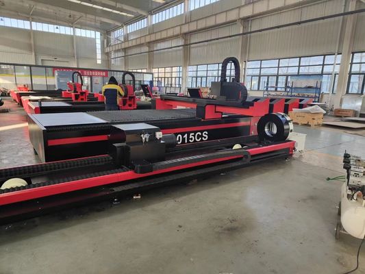 3015 ماشین برش لیزر فیبر 1000W 1500W 2000W 3000W با پیکربندی نوع گانتری